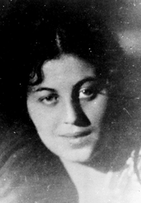 Widow of the Revolution: The Anna Larina Story